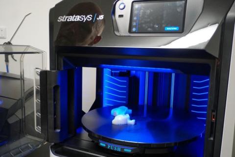 2 td stratasysj5 2 2